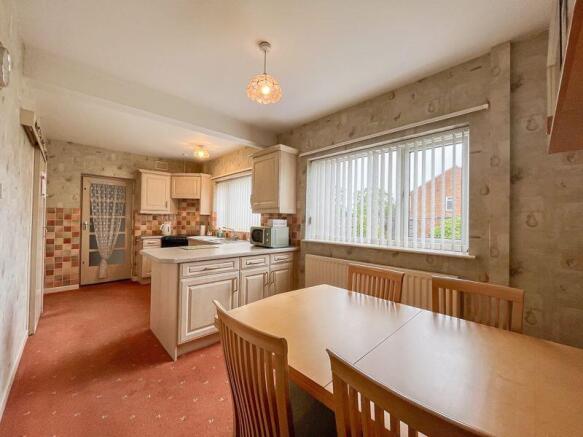 KITCHEN/DINER