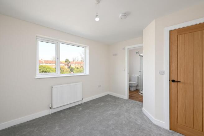 3 bed Semi-Detached for sale Image 12
