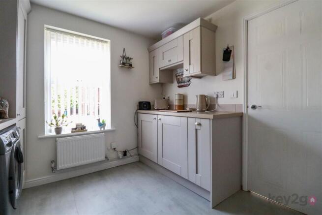 3 bed Terraced for sale Image 5