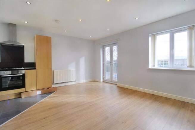 3 Living Room.jpg