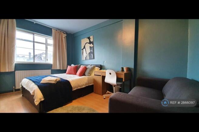 Double Bedroom 2