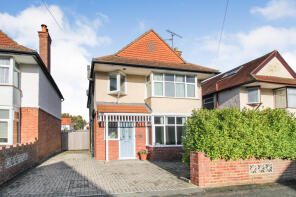 42, Fellows Road, Farnborough GU14 6NX