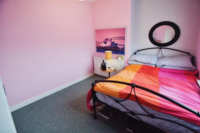 4 bed Terraced for sale Image 12