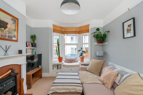 Altringham Road, Whitehall