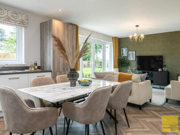 59339-leamington-dining-family