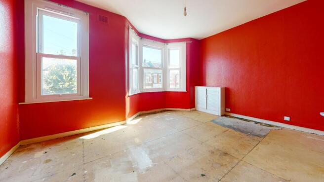 9B East Avenue, Manor Park, London, E12 6SG