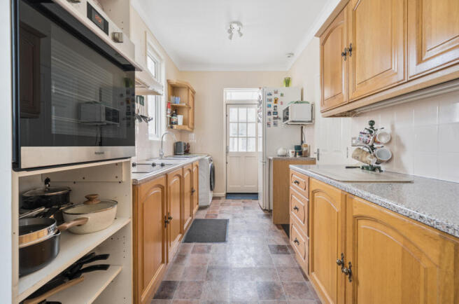 1404268-6-6978c98...