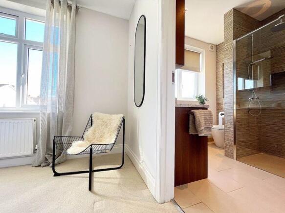 Master Ensuite
