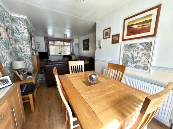 3 bed Semi-Detached for sale Image 5