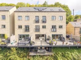 2, Calder Valley Vista, Sowerby Bridge HX6 2FR