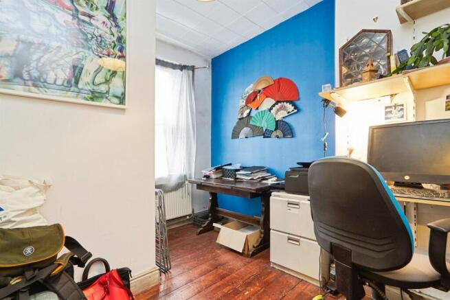 4 bed Terraced for sale Image 10