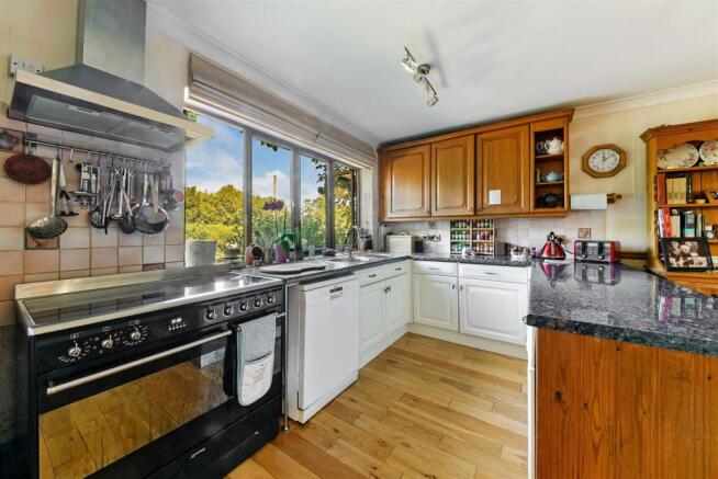HOOKWOOD COTTAGES 10,(16) OF (27)-16.jpg