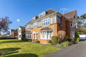 Flat 2, 20, Browning Avenue, Bournemouth BH5 1NN