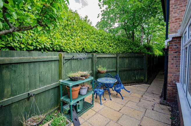 Photo 16