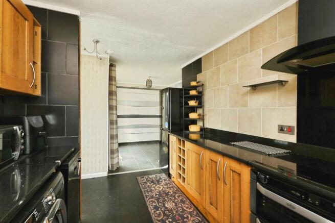 3 bed Detached Bungalow for sale Image 6