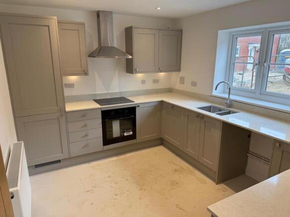 Plot 302 kitchen.jpeg