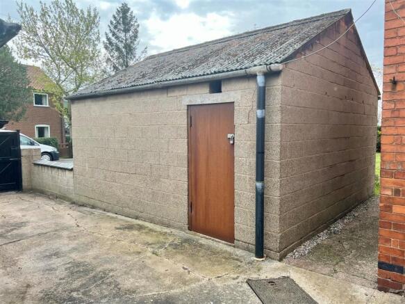 Detached Garage