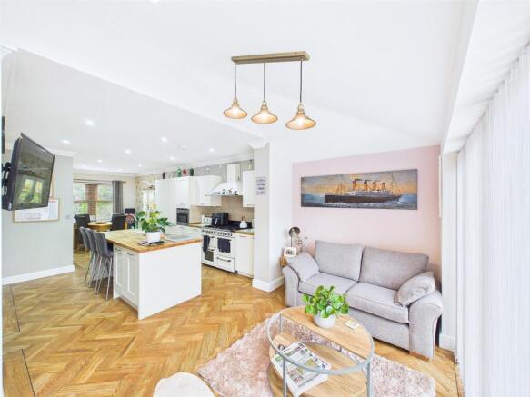 Family Kitchen and Garden Room