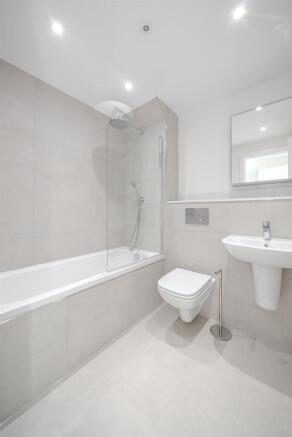 2 bed Flat to rent Image 8