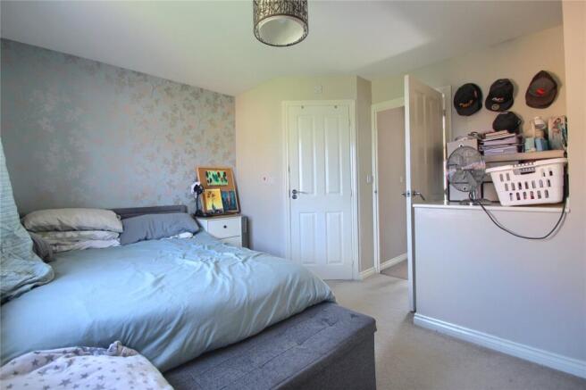 3 bed Detached for sale Image 11