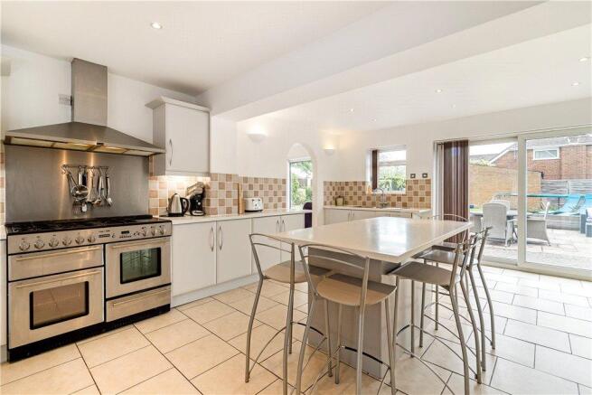 Kitchen/Breakfast Rm