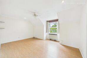 7, Lawns Court, Barkway Street, Royston SG8 9EW