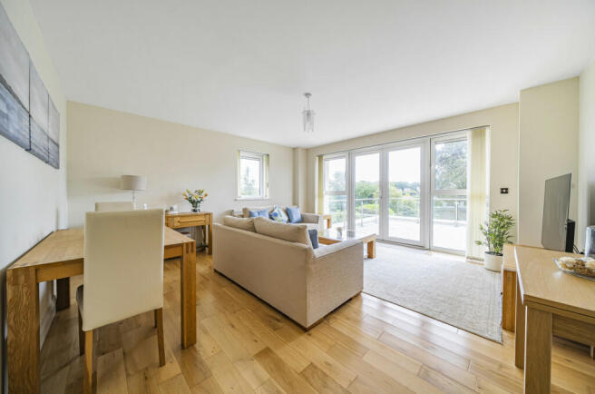 Sitting/Dining Room