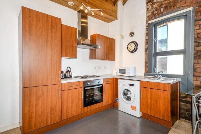 Lounge/ Kitchen