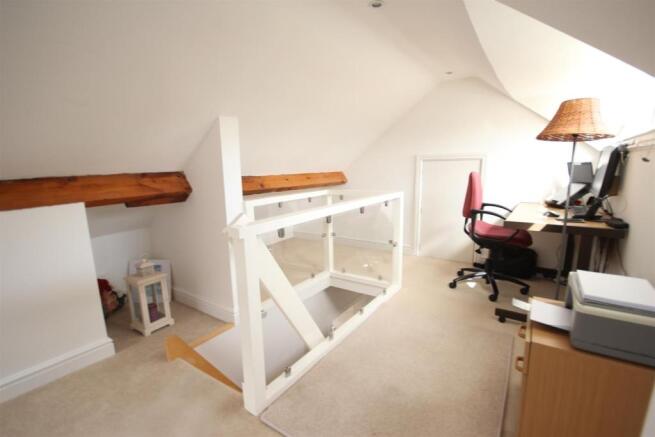 Attic Room/ Office