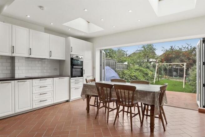 Grenoble Gardens, N13