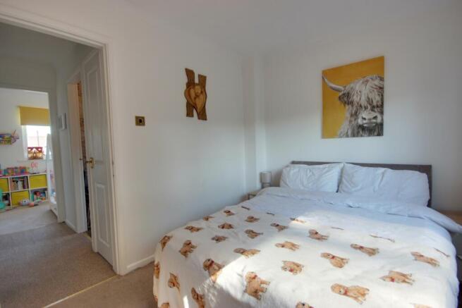 2 bed End of Terrace to rent Image 11