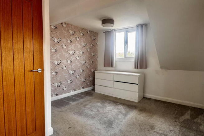 3 bed Semi-Detached to rent Image 9