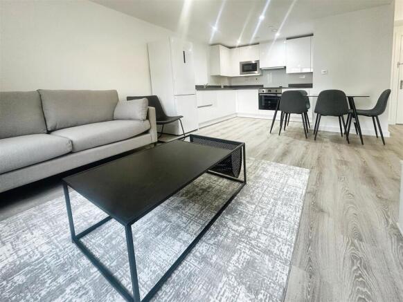 GqHEq9b5lEC3B5mPp...