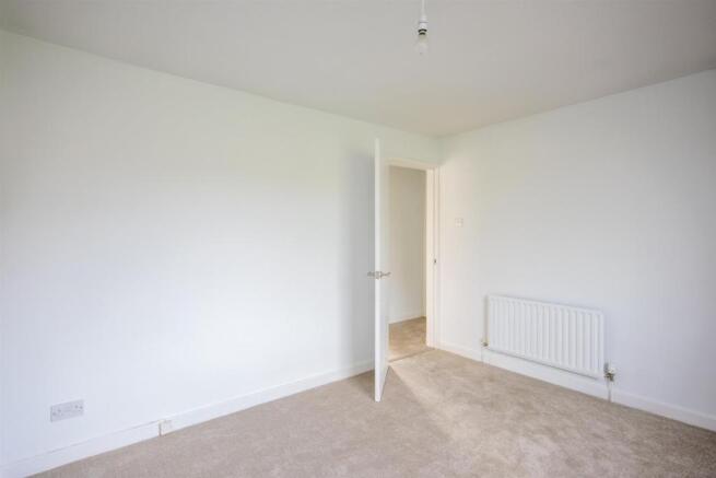 1-croft-road-bed1-2.jpg