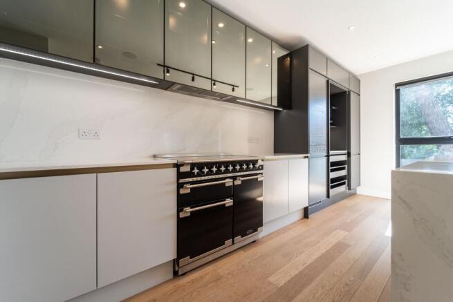 14b Durlston Rd -