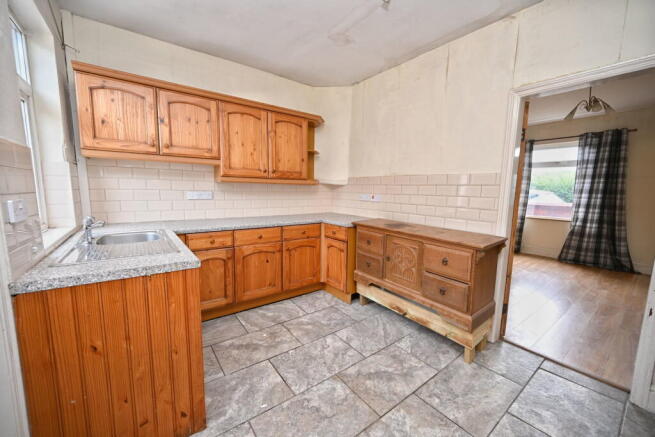 2 bed Terraced for sale Image 5