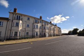 Flat 11, Clifton Court, The Parade, Walton On The Naze CO14 8EX