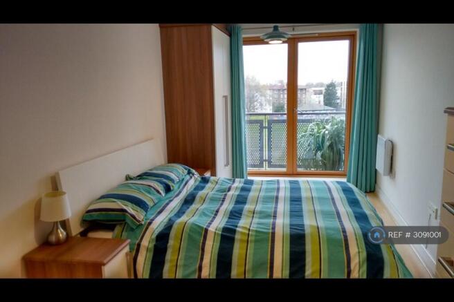 Master Bedroom With Lots Of Storage