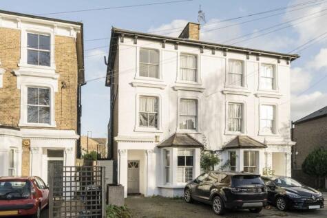 Clarence Road, Chiswick