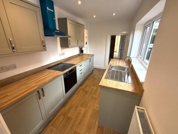 KITCHEN 2