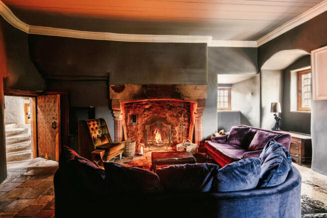 331027 - living2.jpg