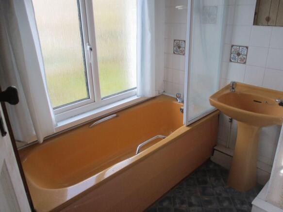 Bathroom 2