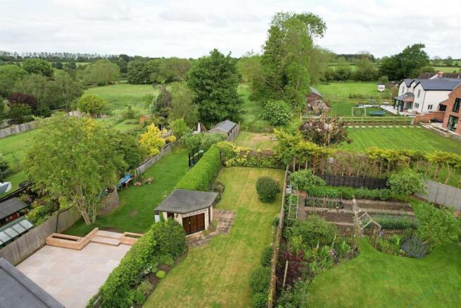 Photo_1080361032_DJI_72 GDN.jpg