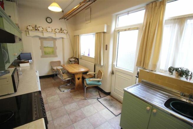 DINING KITCHEN