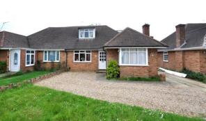 14, Ringway Road, Park Street, St. Albans AL2 2RB