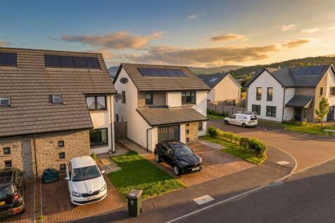 8 Foyers Way, Crieff, PH7 3FE