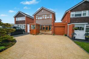 4, Reeves Gardens, Wolverhampton WV8 1BD