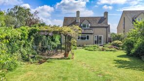 4, Tilgarsley Road, Witney OX29 4PP