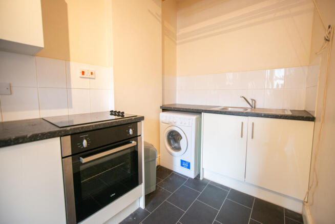 1 bed Flat to rent Image 9