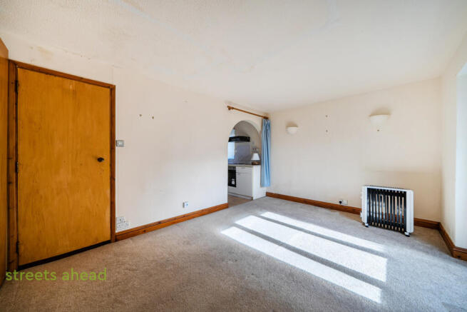 e8ff4fdb-2b97-437...